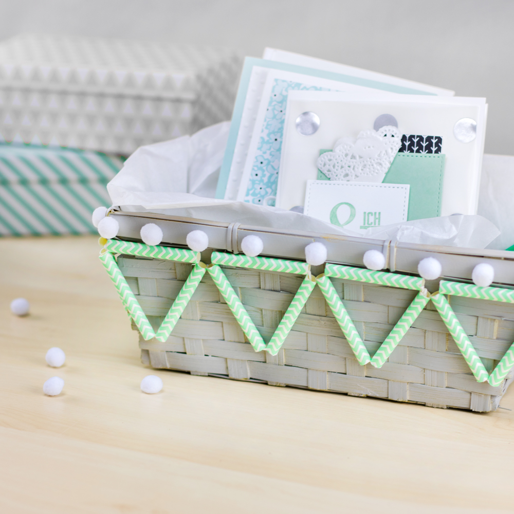 Koerbe Papierstrohhalmen DIY Blog kreativliebe Korb-Dekoration